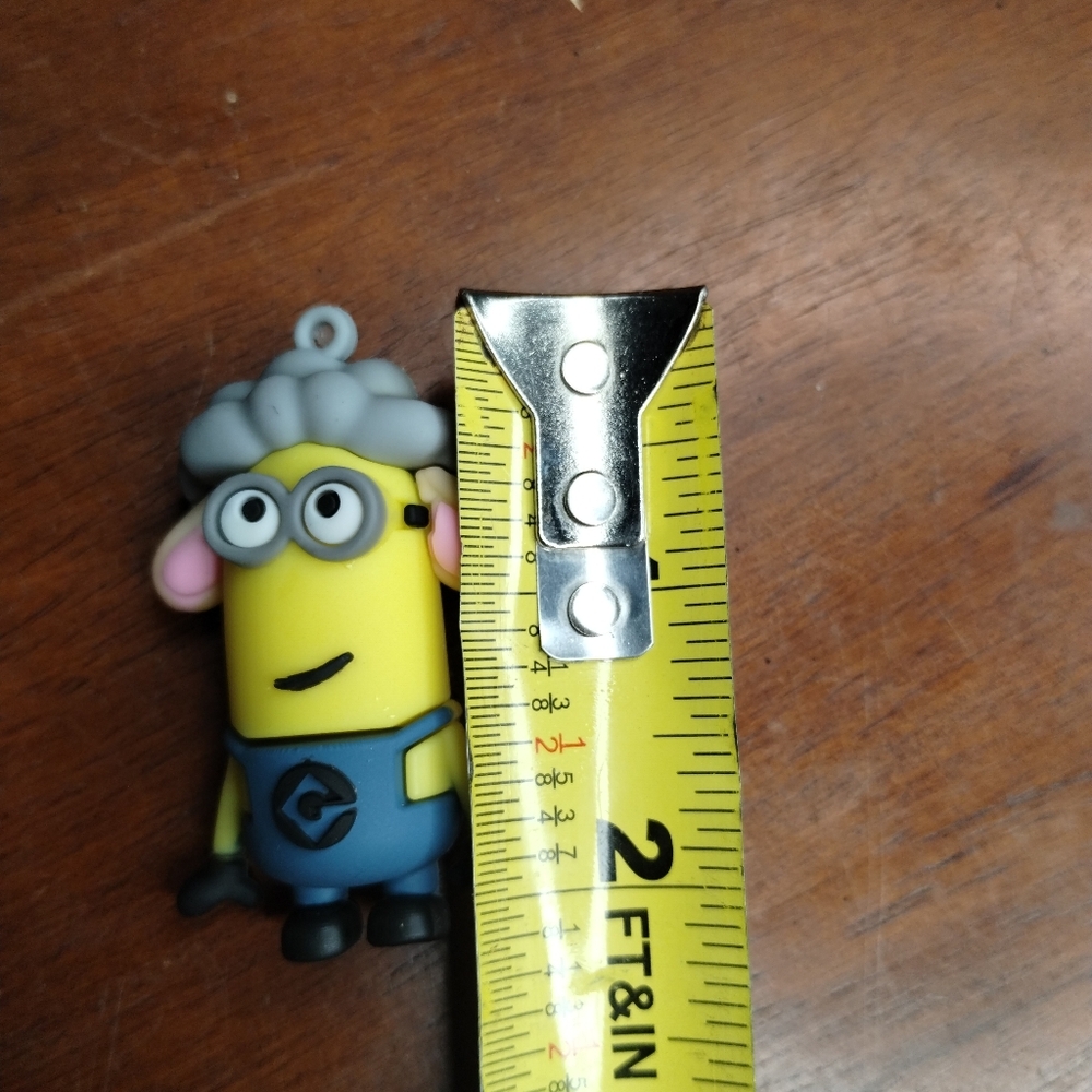 New Sheep Minion Key Holder Keychain - Picture 3 of 3